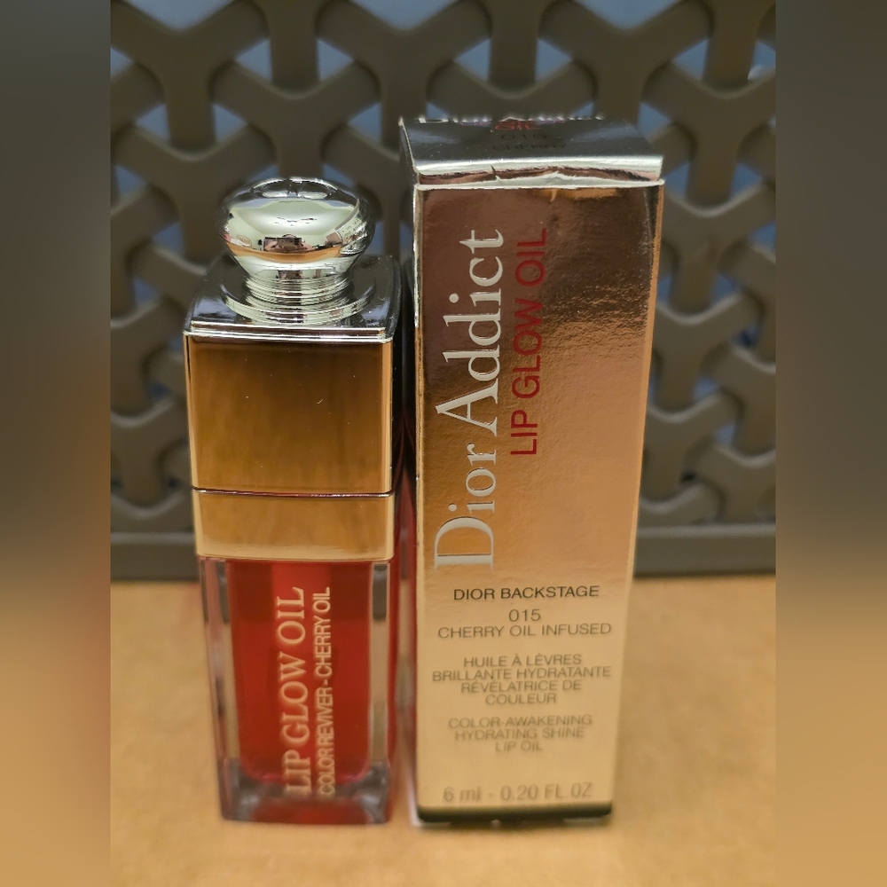 Dior Addict Lip Glow Oil 015 CHERRY 0.2 oz/6 ml. BNIB. PRICE IS FIRM